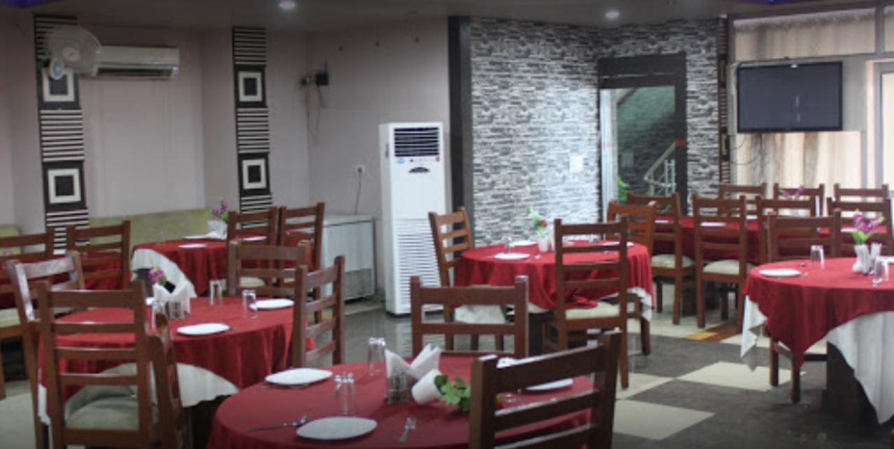 Hotel Garv Residencia Gaya Exterior foto